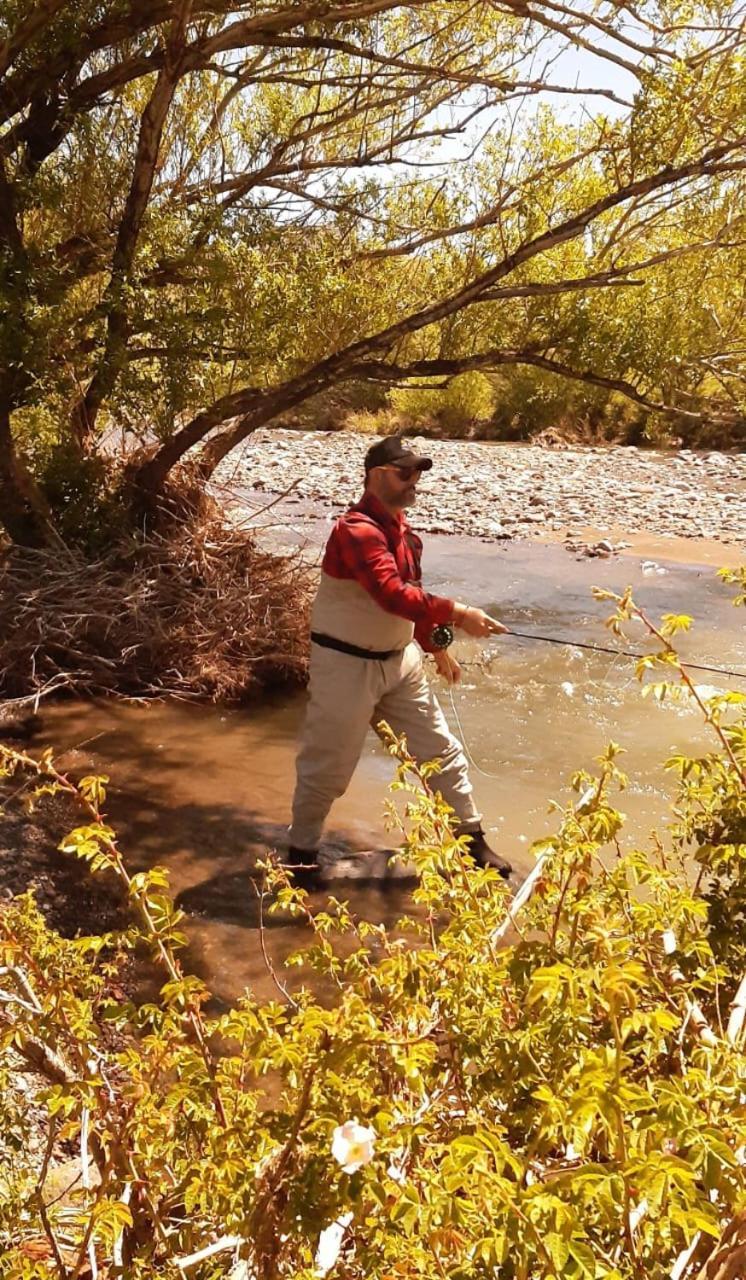 Bardas Del Limay Dormi-Con Hidromasaje - Totalmente Equipado Plottier Exterior foto